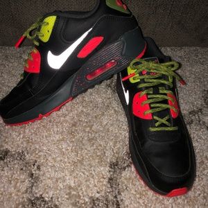 Boys Nike Air Max Sneakers, size 7Y
